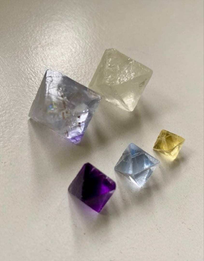 八面体フローライト　イリノイ産　5個　蛍石　 鉱物標本　オールドコレクション