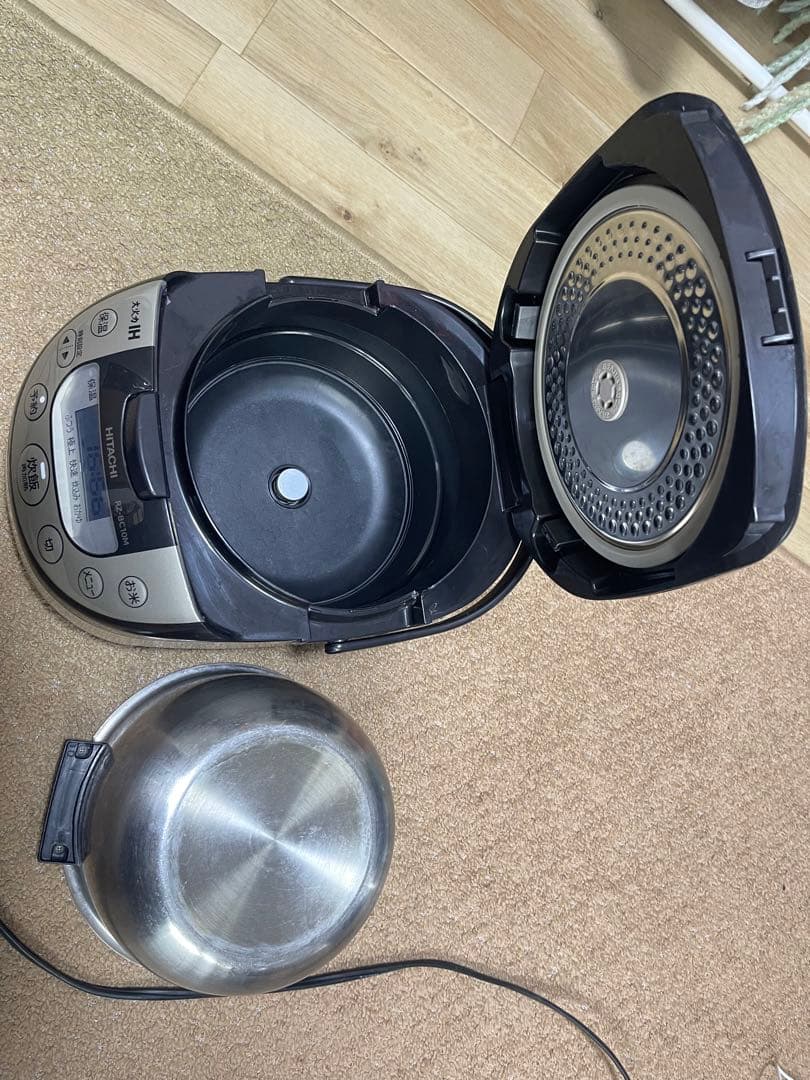 日立IHジャー炊飯器5.5合炊き RZ-BC10M 2022年製