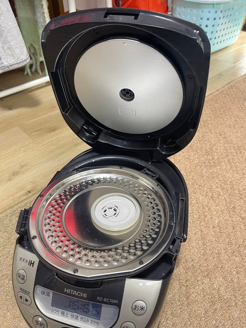 日立IHジャー炊飯器5.5合炊き RZ-BC10M 2022年製