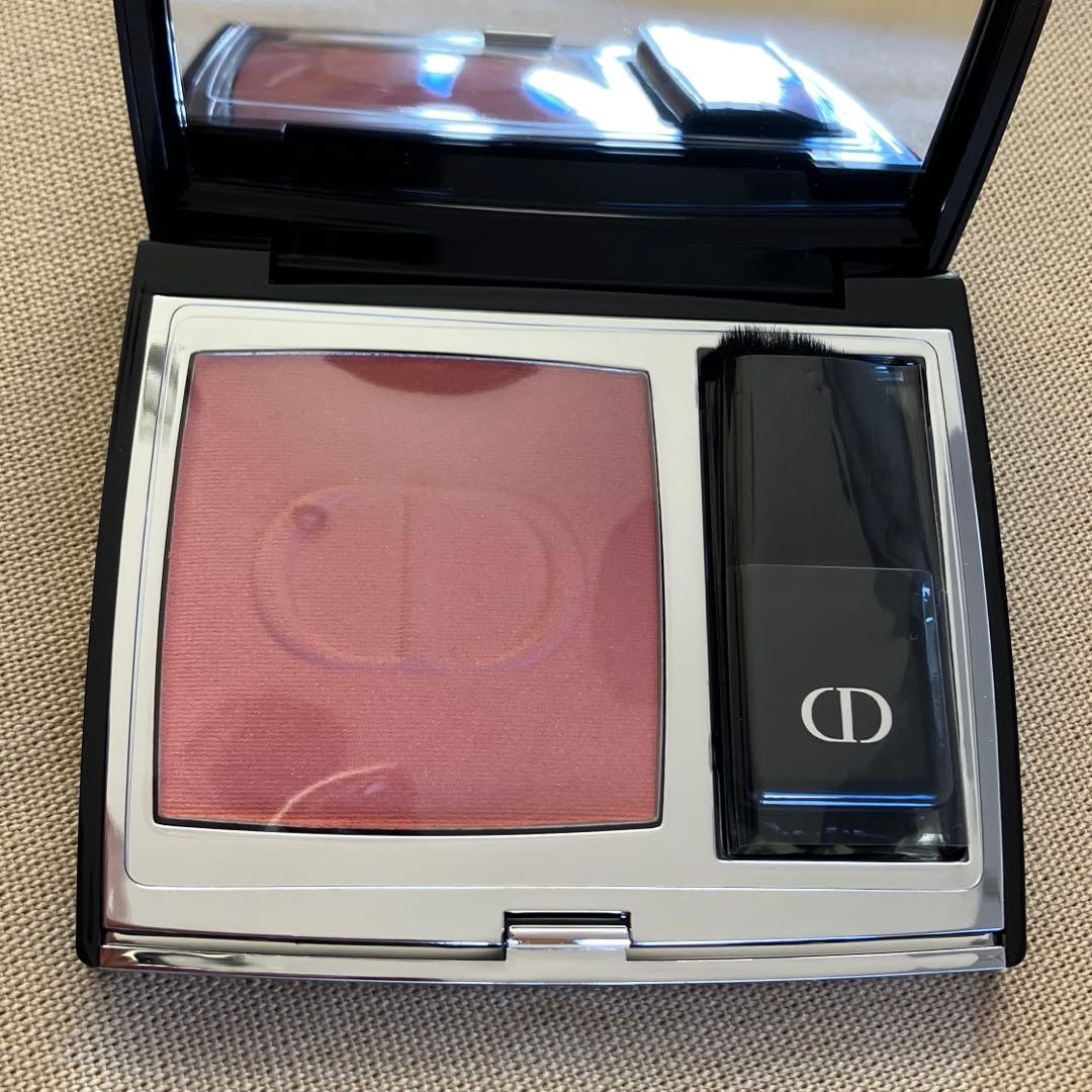 【新品未使用】Dior スキン　ルージュ　ブラッシュ　チークカラー