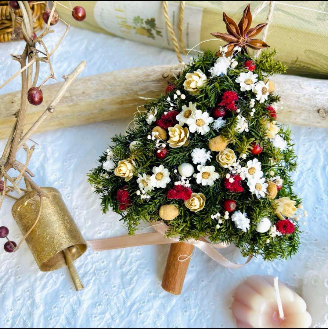 壁に飾るクリスマスツリーガーランド　ウォールツリー　スワッグ　クリスマスリース