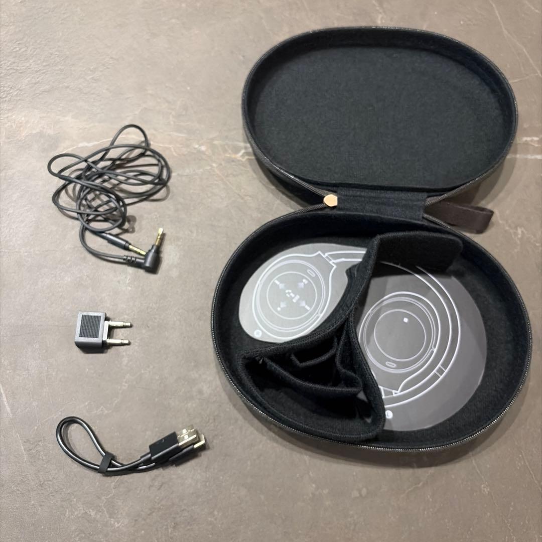 ［美品SONY WH-1000XM4 ブラック ヘッドホン