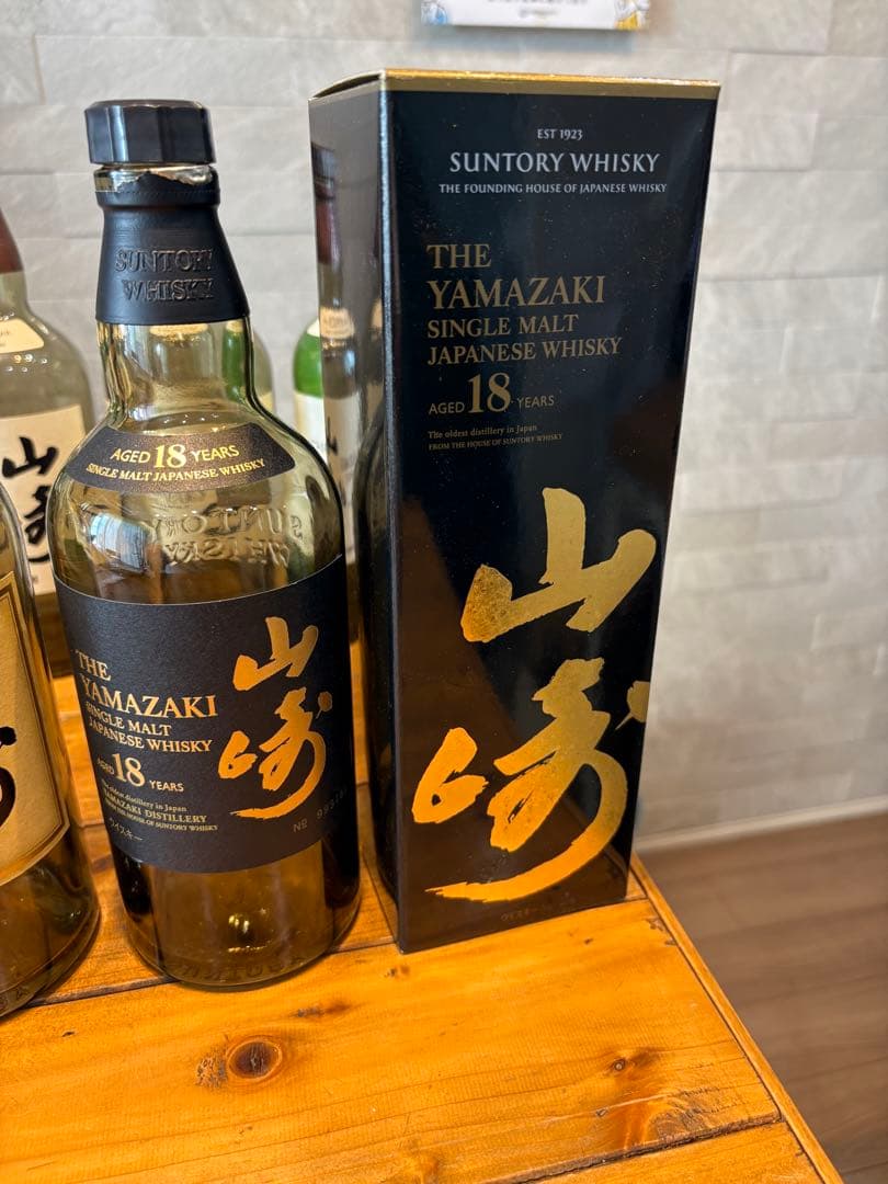 空瓶です。 山崎 18年・12年 シングルモルトウイスキー7本セット