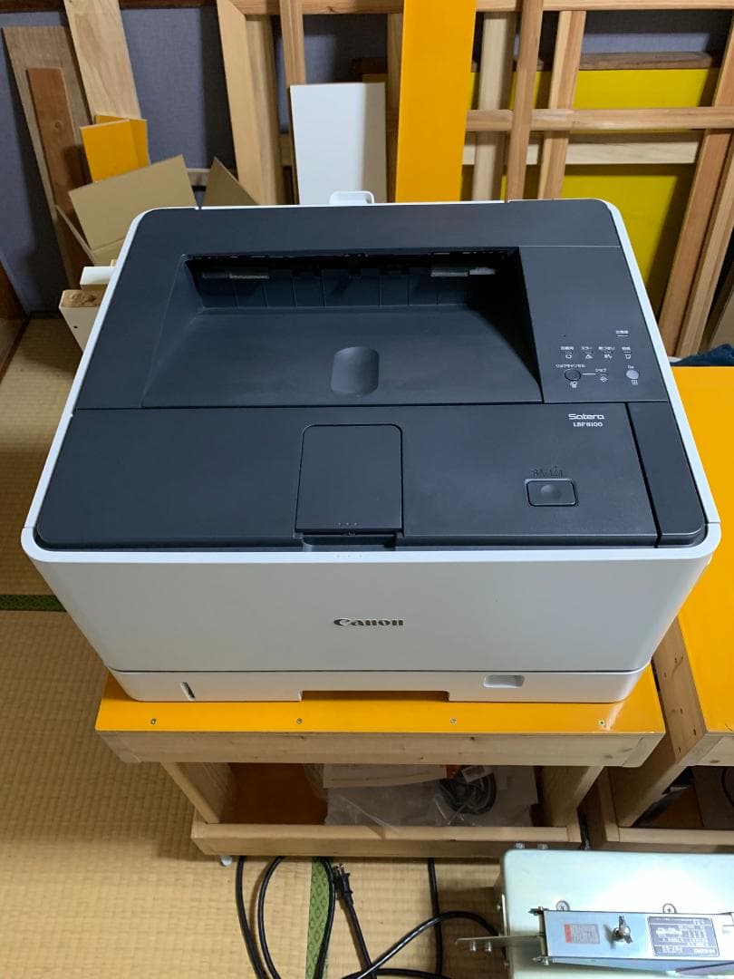 Canon LBP8100 レーザープリンター