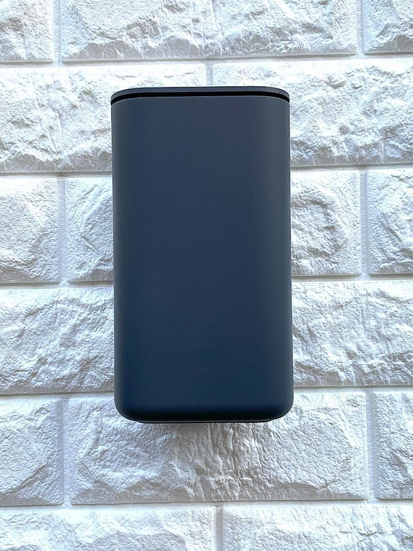 再出品【通電確認済】5G HR02 SIMフリー利用可 残債なし（中古)