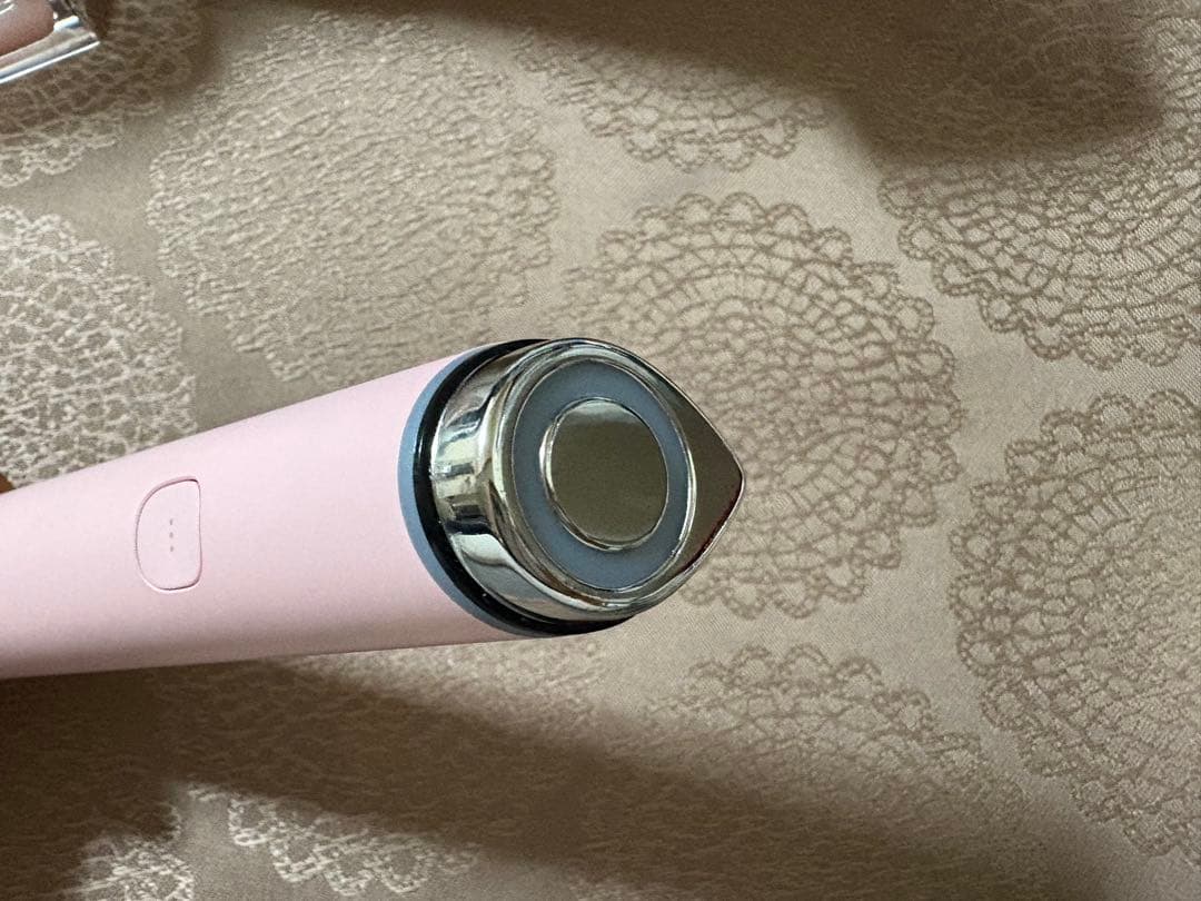 medicube 美顔器 スティック型 ピンク