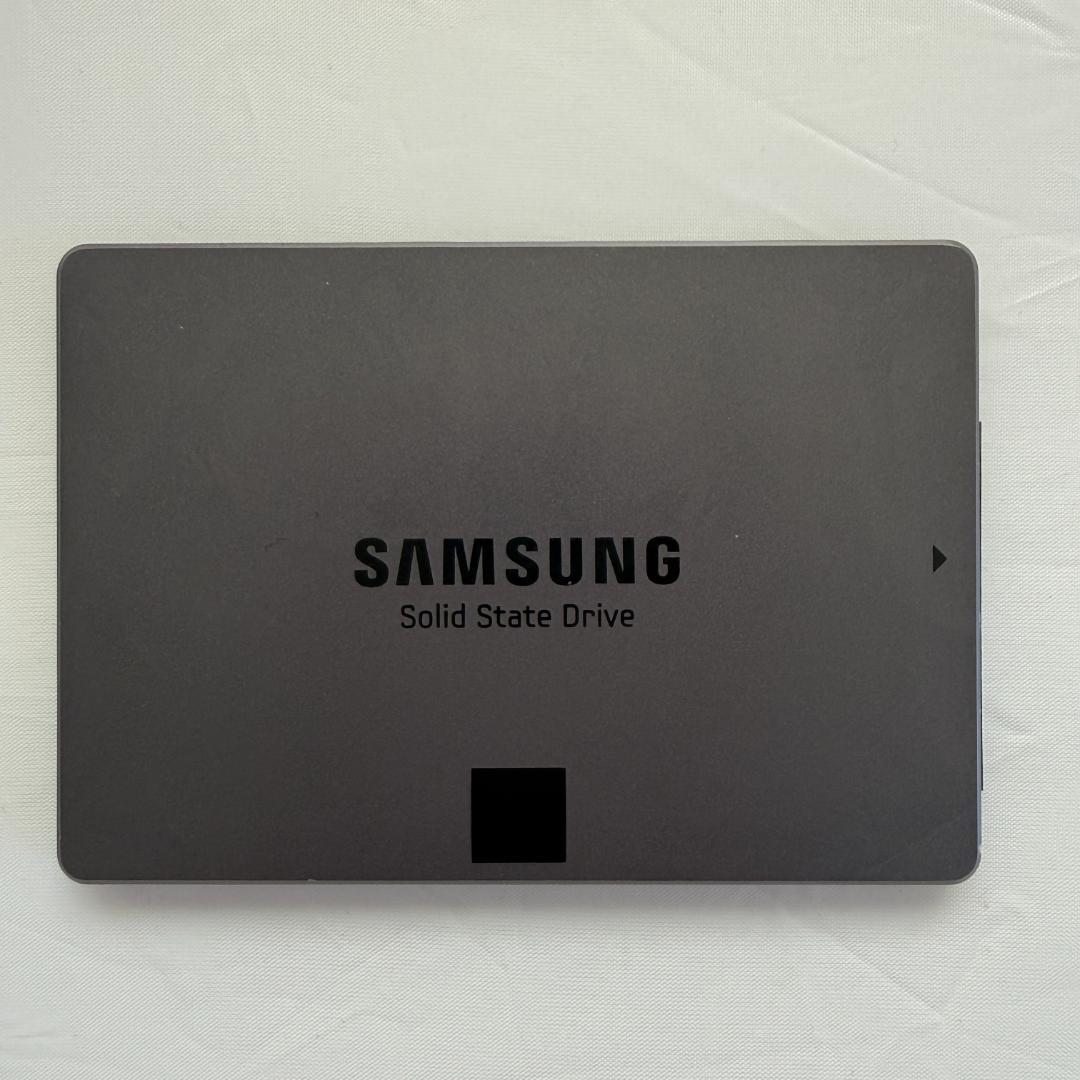 Samsung 840 EVO 1TB 2.5インチ SSD