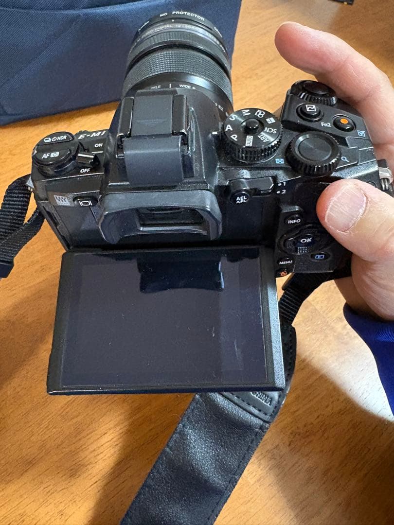 中古OLYMPUS OM-D E-M1レンズセット