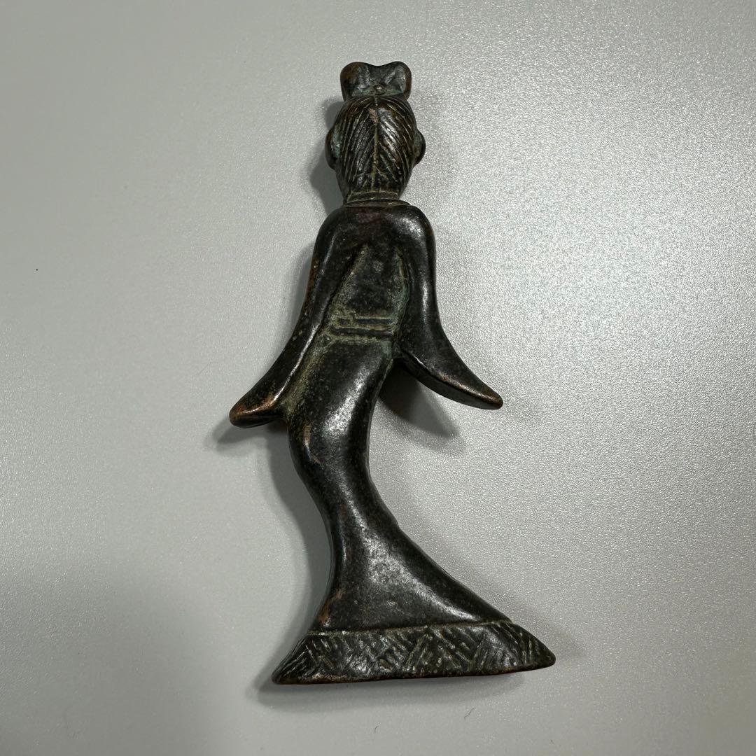 旧蔵　祭祀品　魔除け女性　人形埴輪　銅製