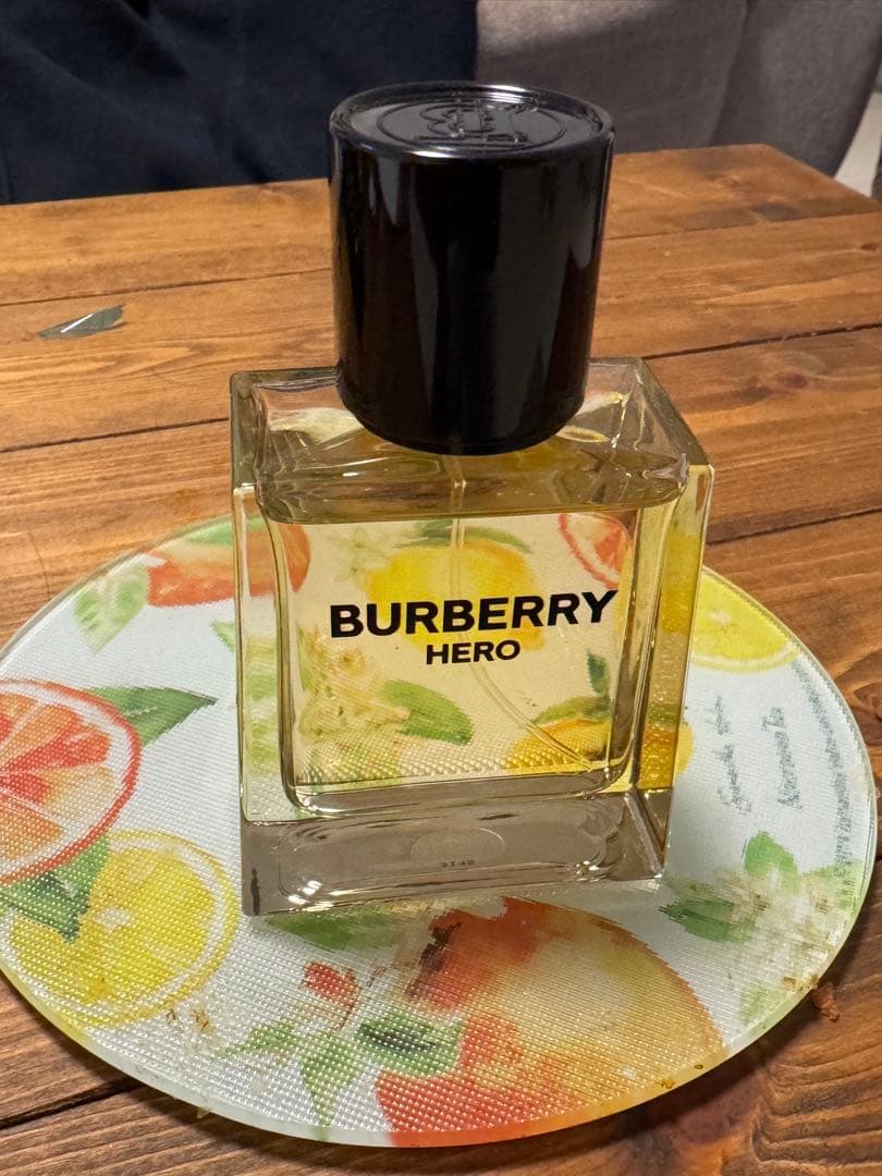 BURBERRY HERO 香水