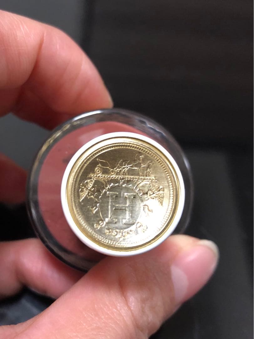 新品エルメス　エナメル