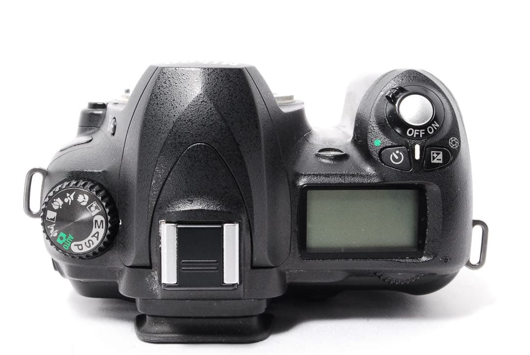 ◆Nikon D50◆ショット数少なめ◆一眼レフカメラ◆カメラバッグ＆ポーチ付き