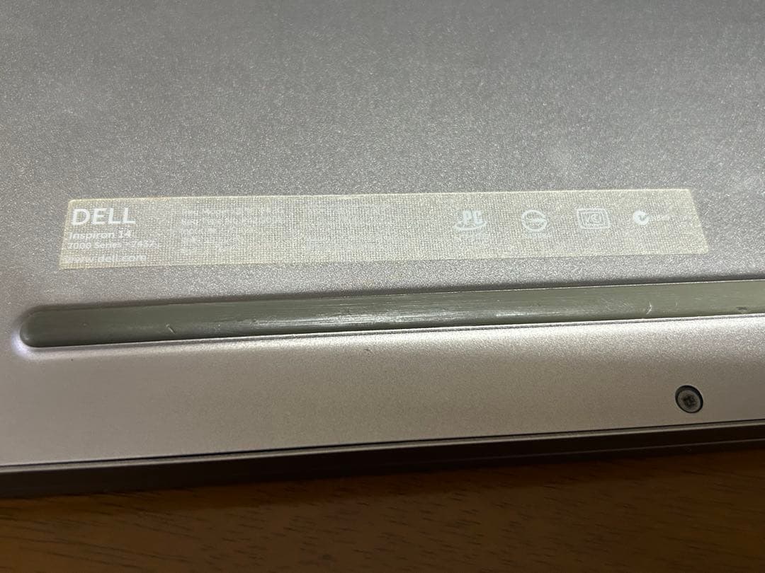 DELL Inspiron 14 7437シリーズ 本体
