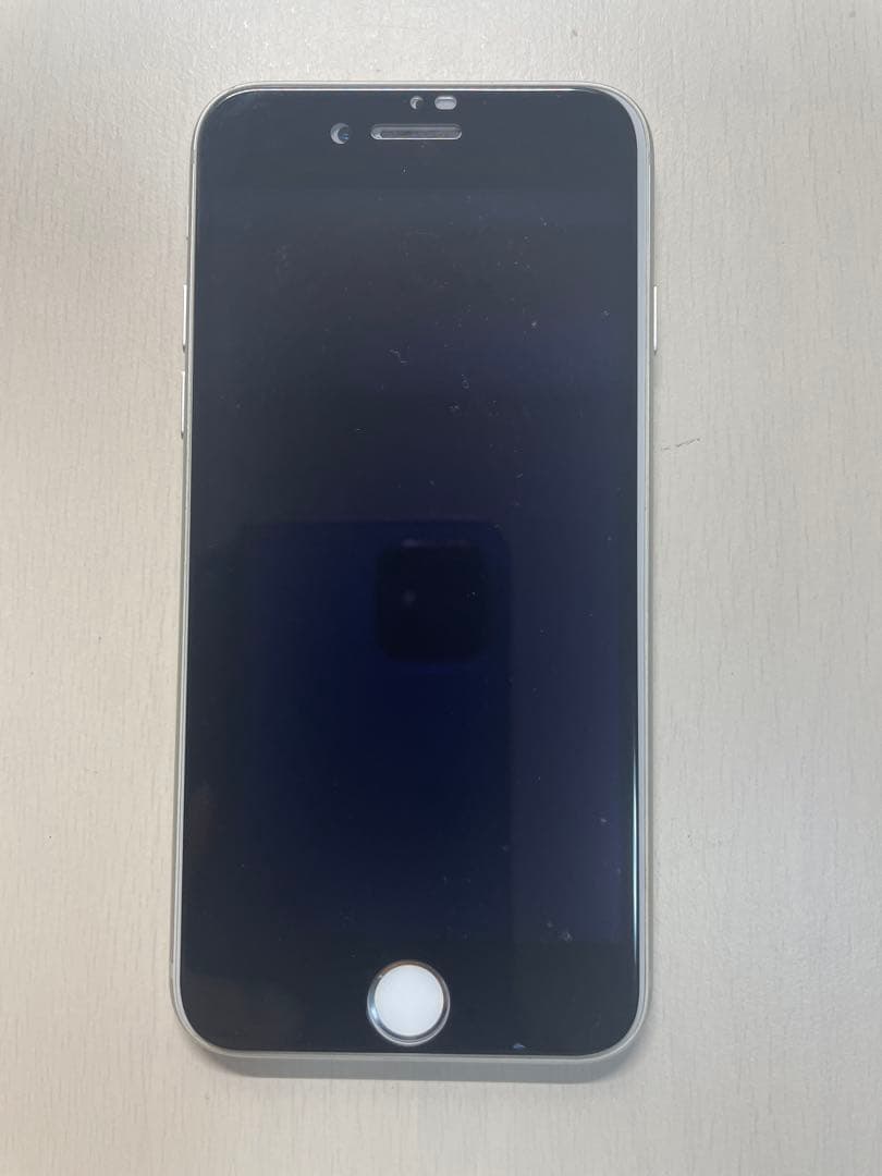 iPhone8 シルバー　64GB 箱・手帳型カバー付き