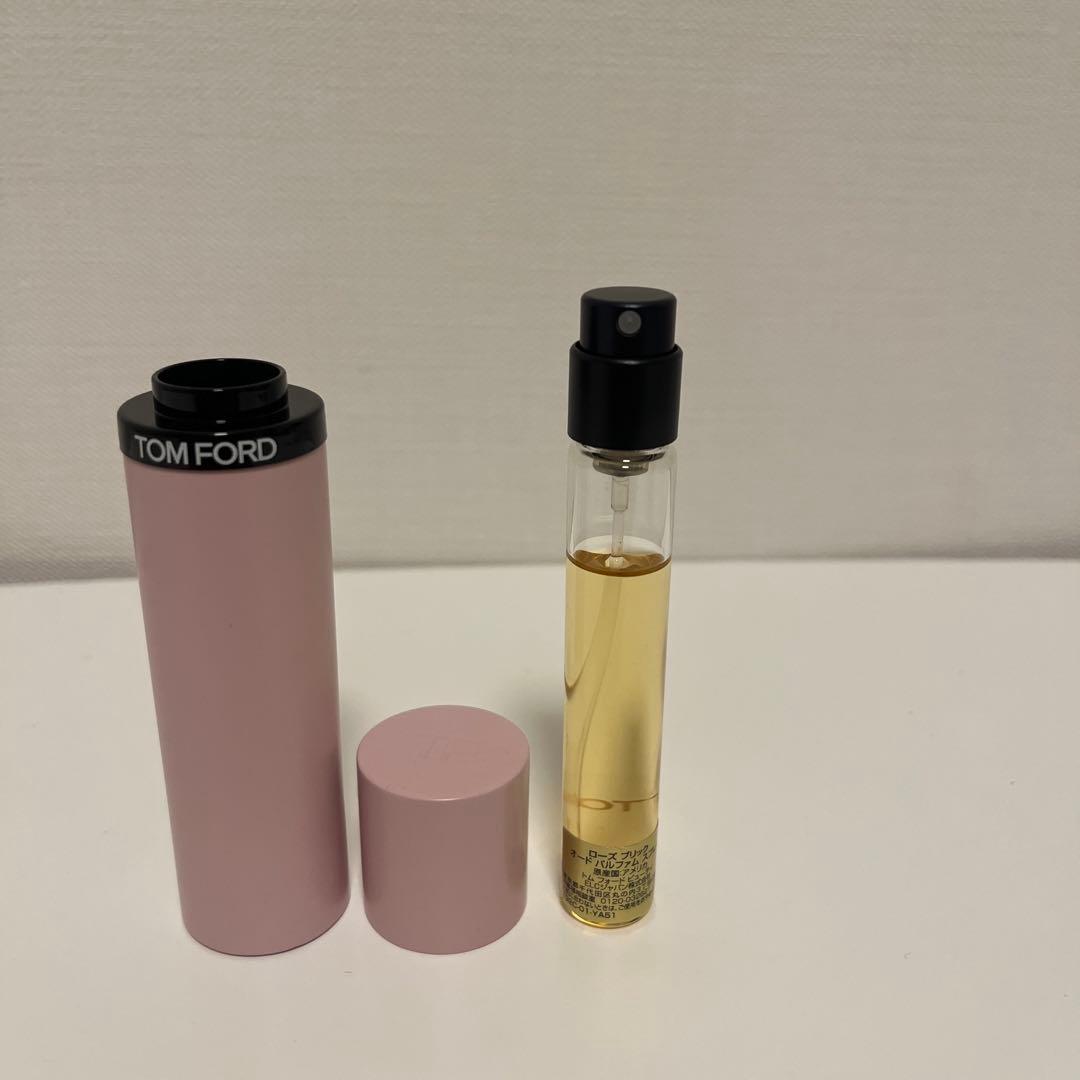 K*様 TOM FORD ローズプリック　オードパルファムスプレー約10ml