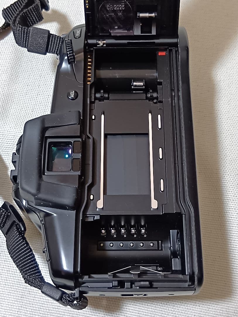 ミノルタ フィルム一眼レフカメラα-7xi + フラッシュ + 単焦点レンズほか