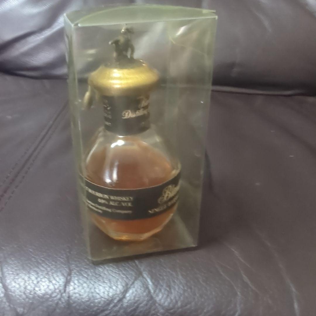 Blanton\"　ブラントン　バーボン　ハーフボトル