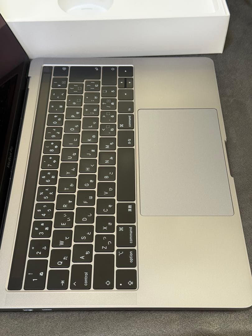 MacBook Pro 13インチ 2019 / Core i5 / 8GB