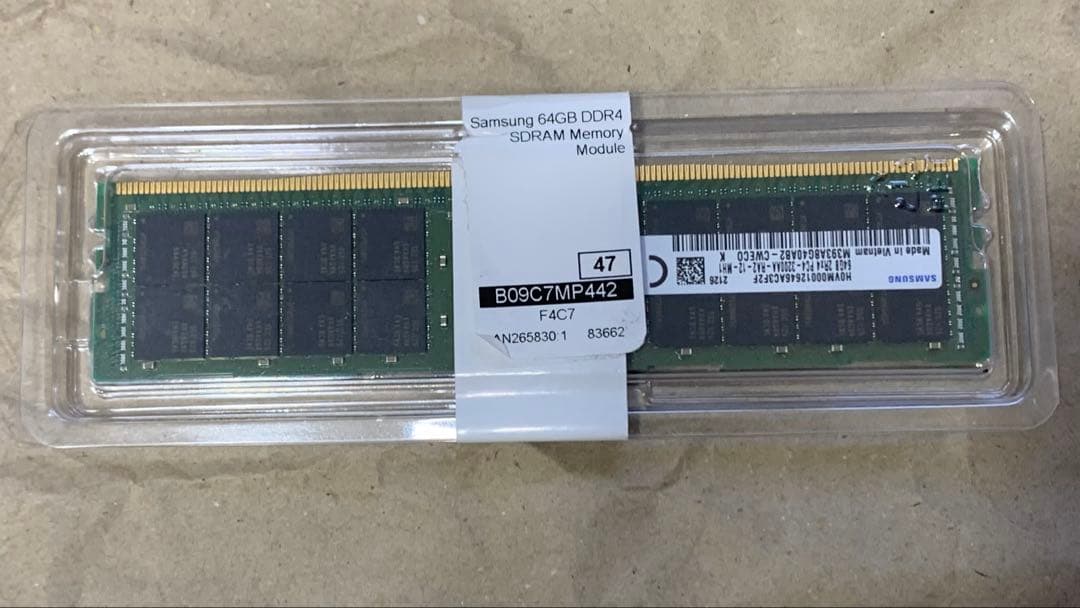 Samsung 64GB DDR4 3200MHz メモリ