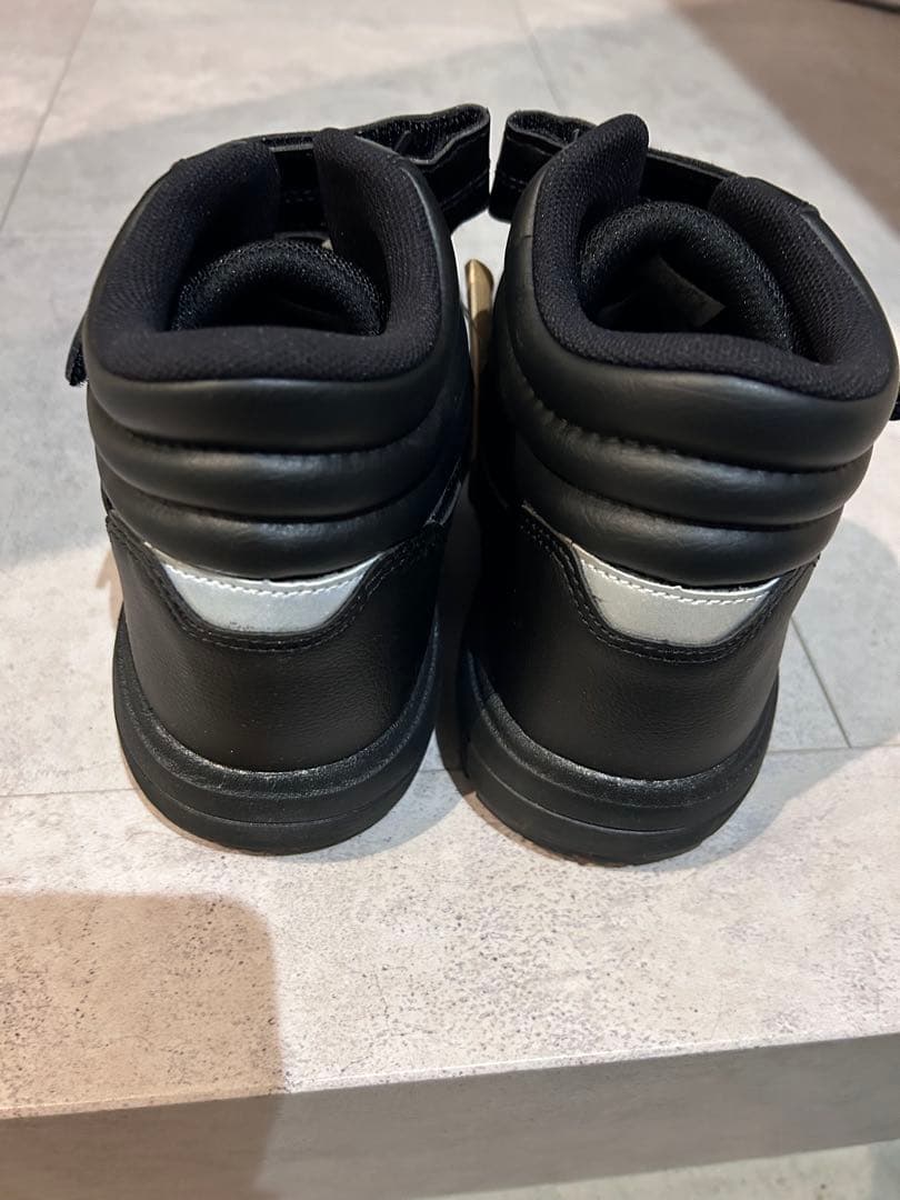 安全靴、新品、asics 25.5cm