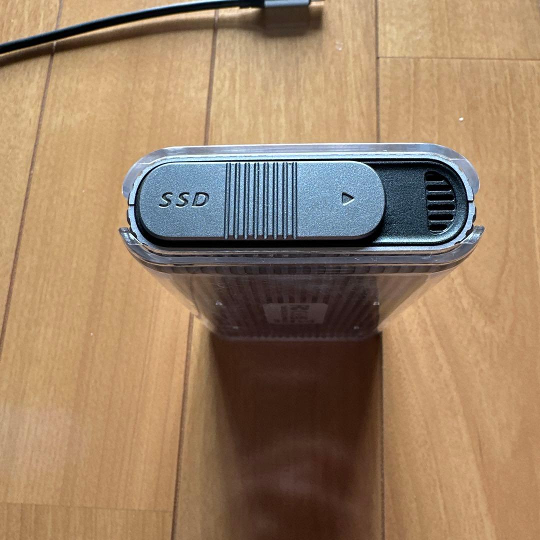 SSDエンクロージャー　USB4 40Gbps対応　高速