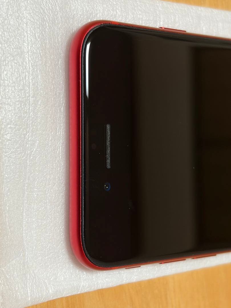 【美品】Apple iPhone SE (第2世代) レッド　SIM フリー