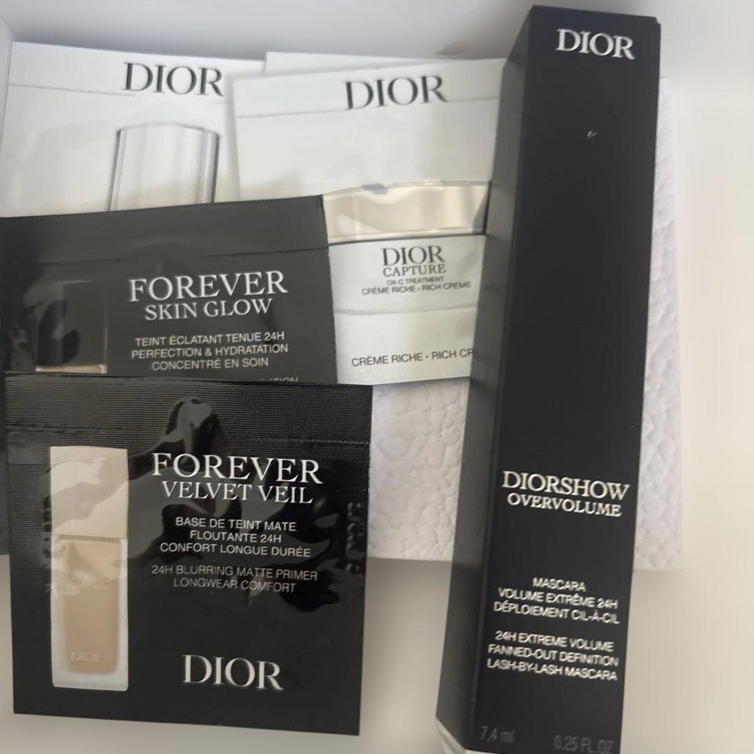 Dior マスカラ ディオールショウ オーバーボリューム 161 オーバーブルー