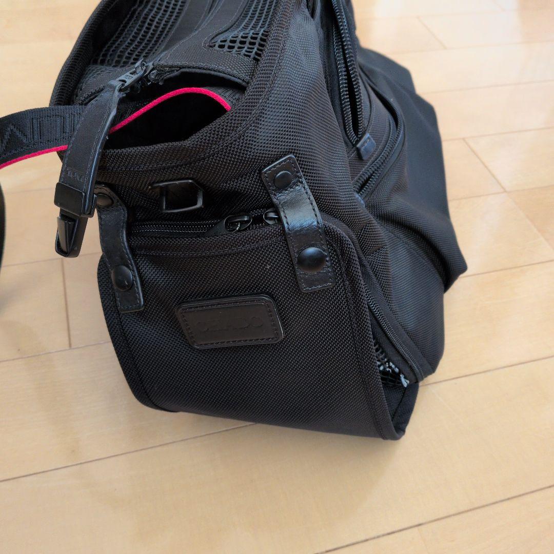 希少！　TUMI ペットキャリーバッグ ブラック