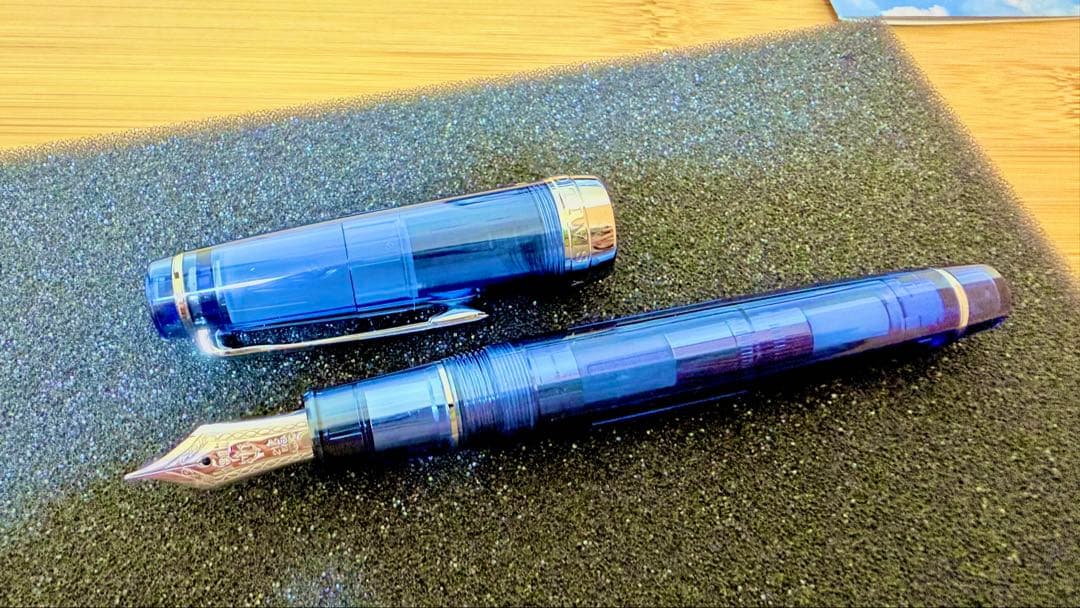 数量限定万年筆セット セーラー プロフェッショナルギア銀 スカイ 21金 中細字