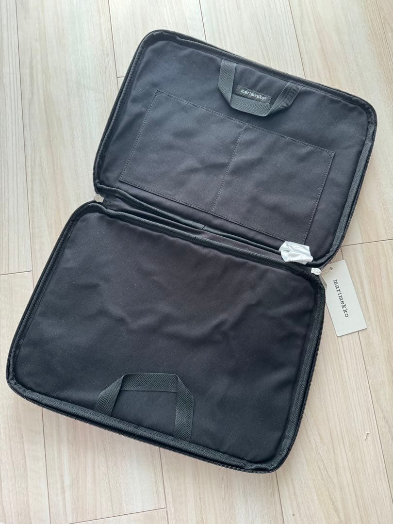新品未使用）marimekko ノートPCケース