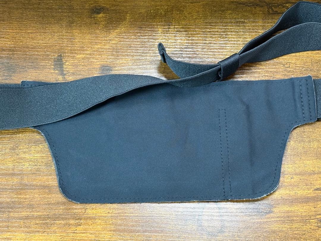 AFTERSHOKZ 骨伝導イヤホン 本体とポーチ付き 動作確認済み