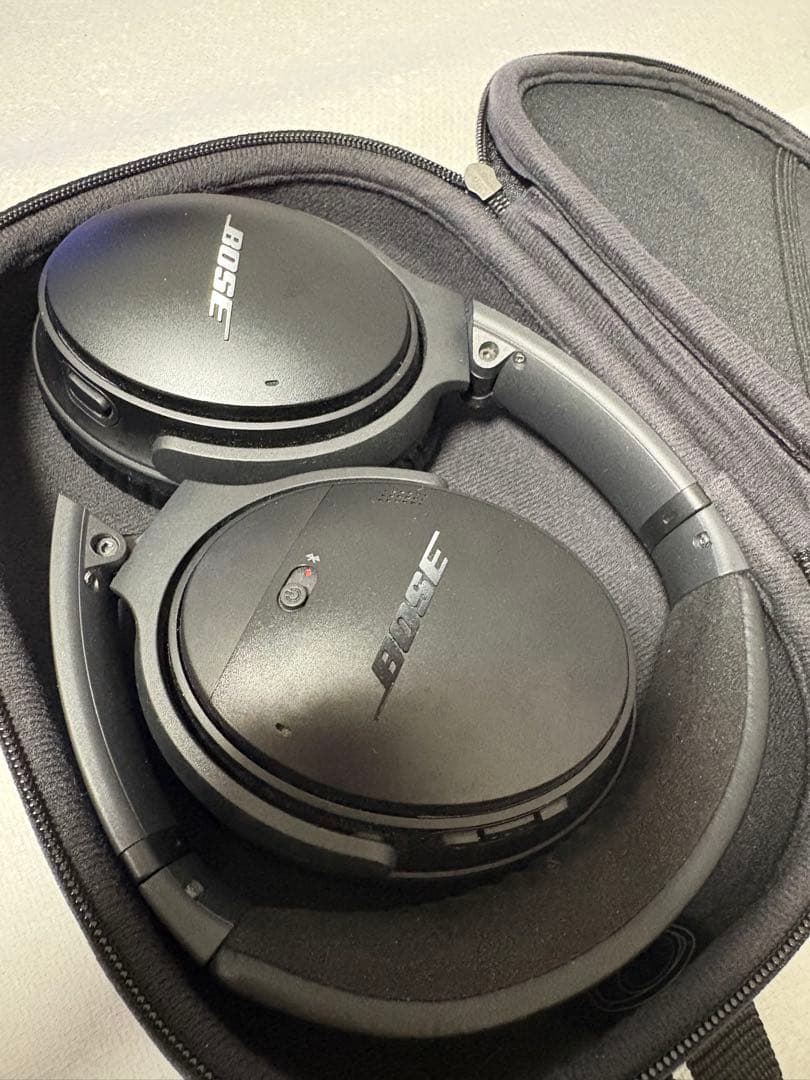 Bose QuietComfort 35 II ワイヤレスヘッドホン　ノイキャン
