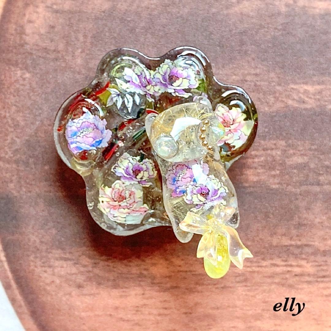 【fairy様】1659.天然石　水晶　和柄　じゃれ猫　レジン　キーホルダー