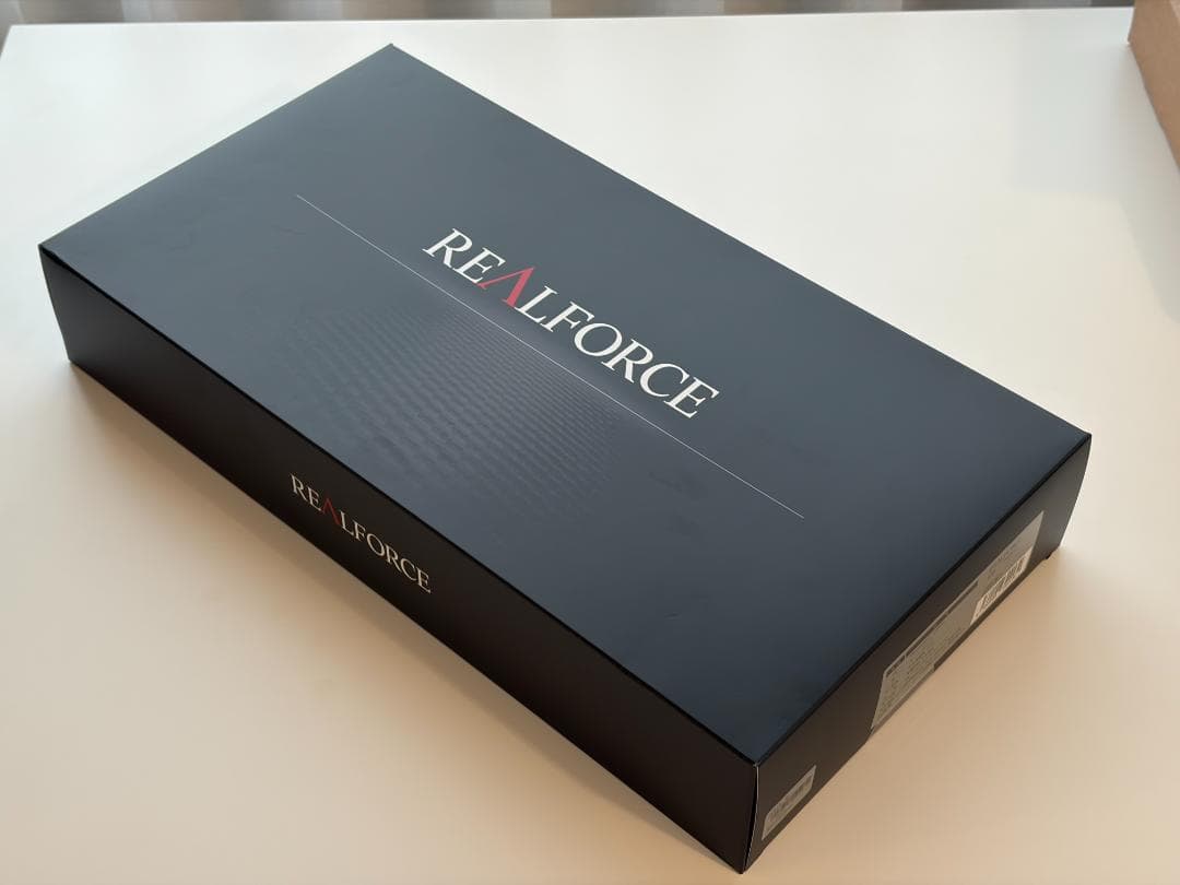 新品 REALFORCE R4 45g荷重 テンキーレス ホワイト R4HC71