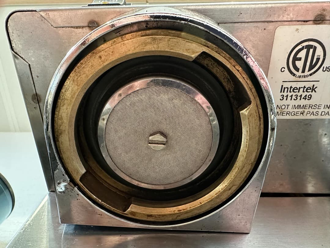 Rancilio Silvia v5（修理が必要）