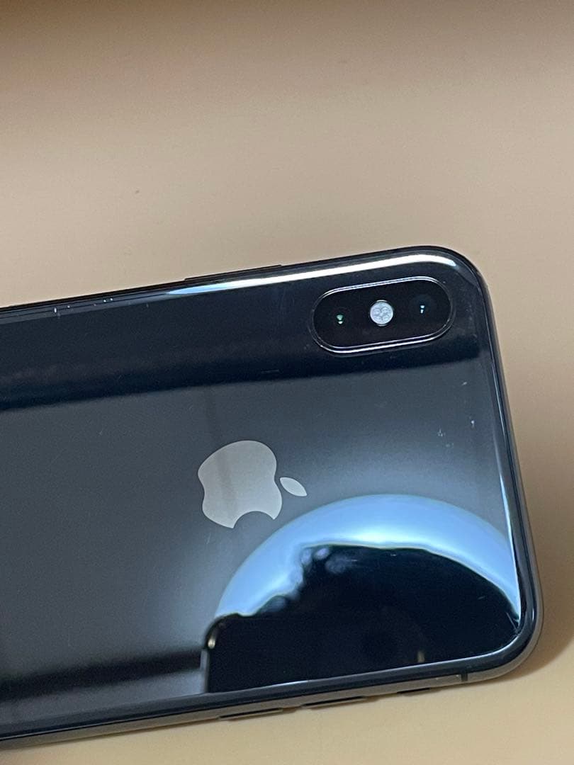Apple iPhone X スペースグレー 64GB バッテリー100%