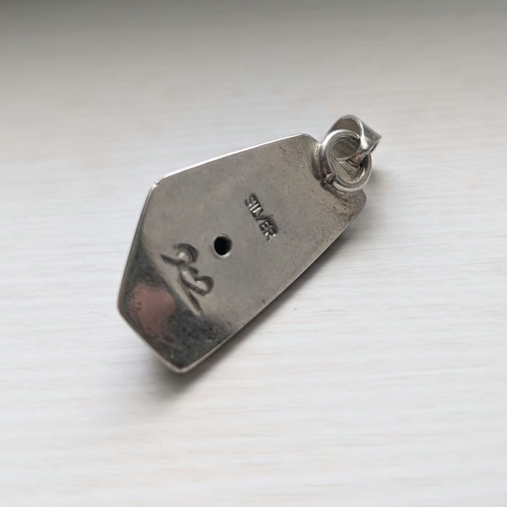 ハンドメイドの入りコン沢翡翠　トップ ペンダントトップ