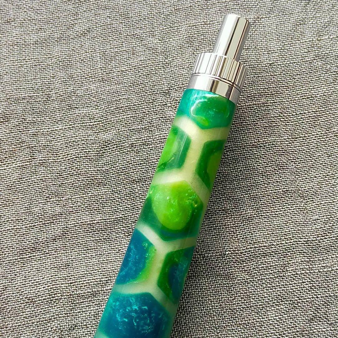 【神秘の森】　蓄光レジン　ハンドメイド　シャープペン　0.5mm　シルバー