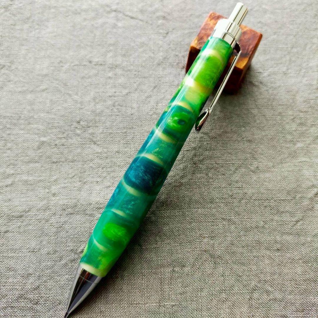 【神秘の森】　蓄光レジン　ハンドメイド　シャープペン　0.5mm　シルバー