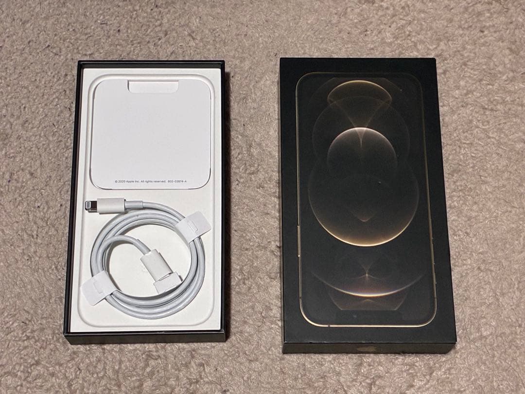 【箱付き】Apple iPhone 12 Pro 256GB SIMフリー