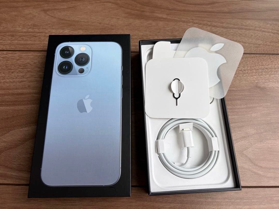 iPhone 13 Pro 256GB SIMフリーシエラ ブルー
