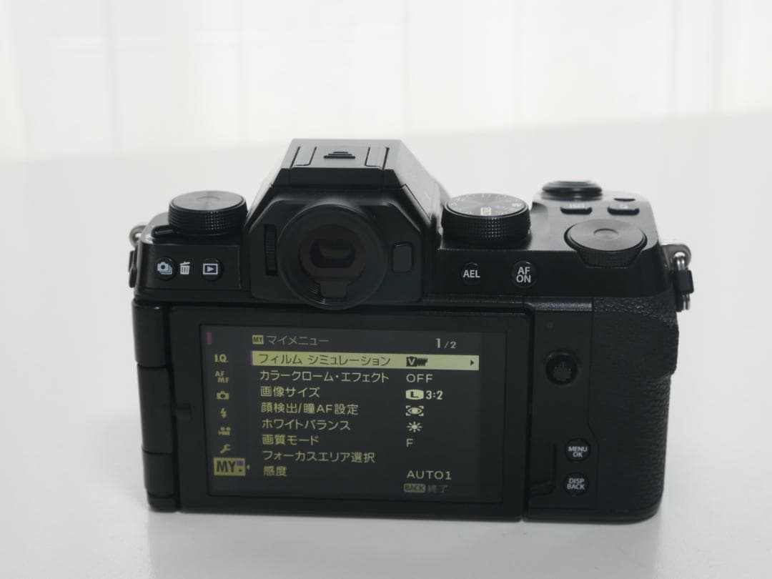 Fujifilm X-S10 ミラーレスカメラ