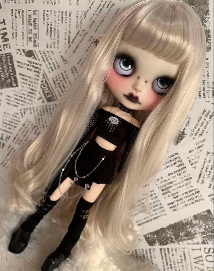 カスタムアイシードール アウトフィット付属★ロリータ~ちゃん★Icy Doll