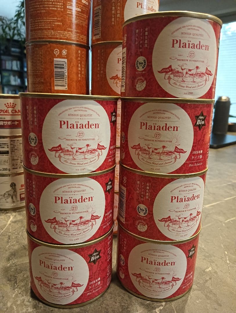 Plaiaaden 100%有機ドイツドッグフード缶 牛、鱒、豚200g×25缶