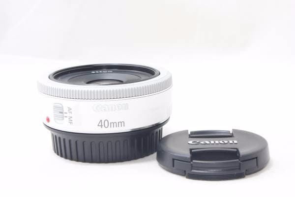 人気のホワイト！EF40mm F2.8 STM パンケーキ