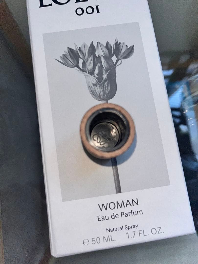 香水(女性用) LOEWE 001 WOMAN Eau de Parfum 50ml