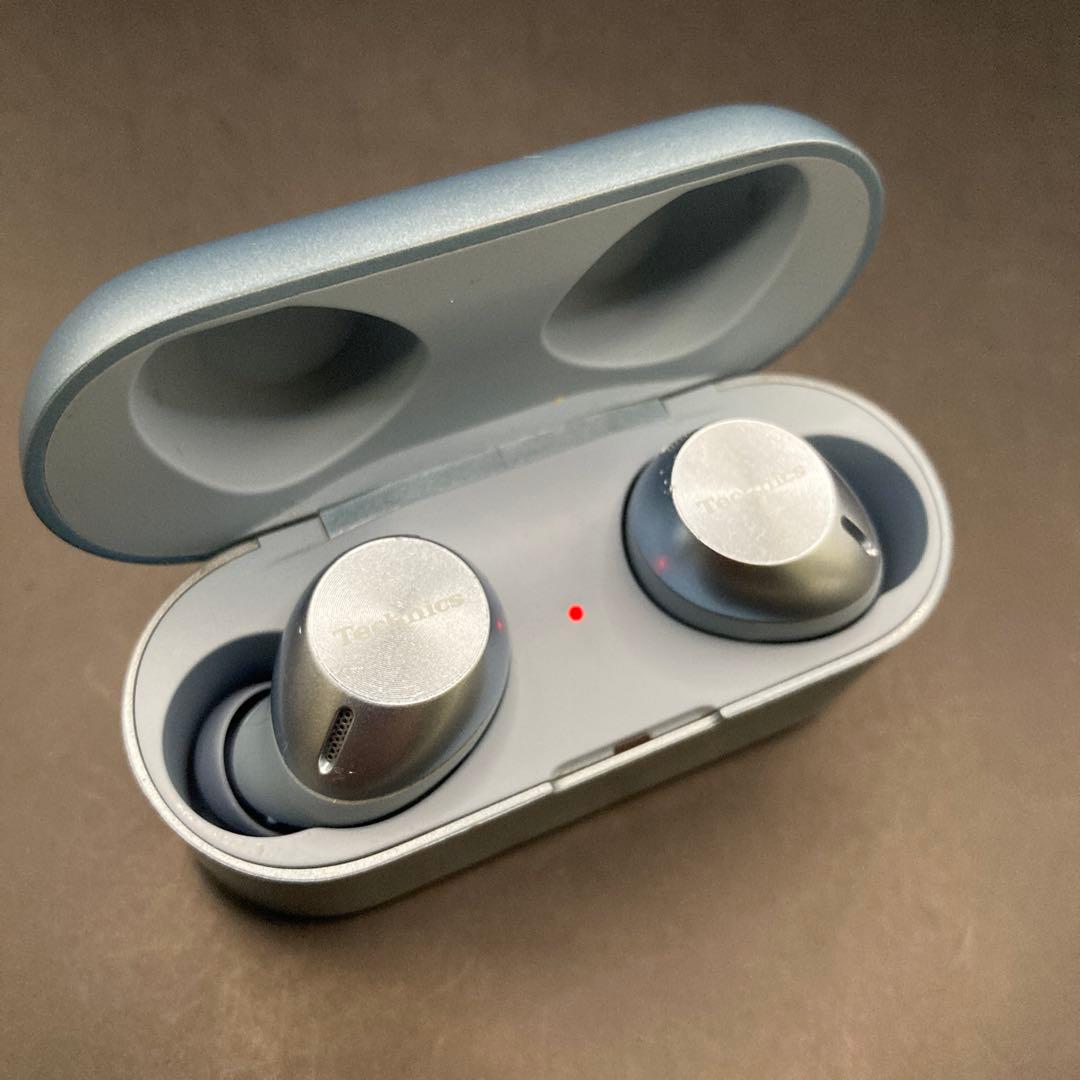 即決 Technics ワイヤレスイヤホン EAH-AZ40M2