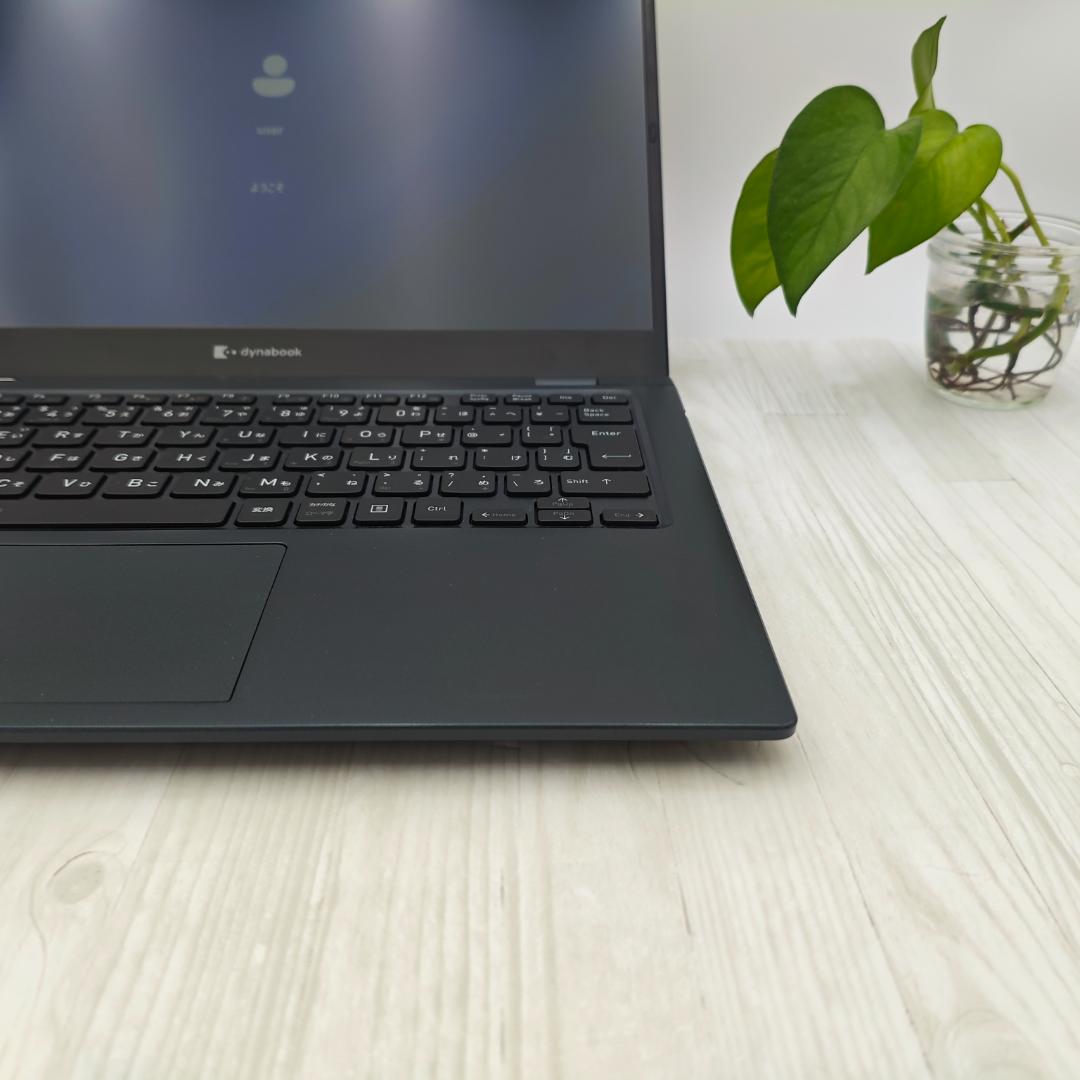 【整備済】新品液晶dynabook G83/KW 16/256GB 第12世代⑰