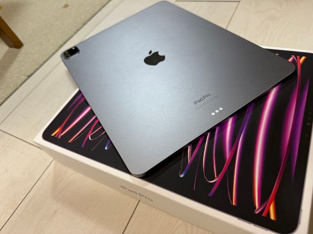 Ipad pro 12.9 第6 世代256 GB WI-FIモデル