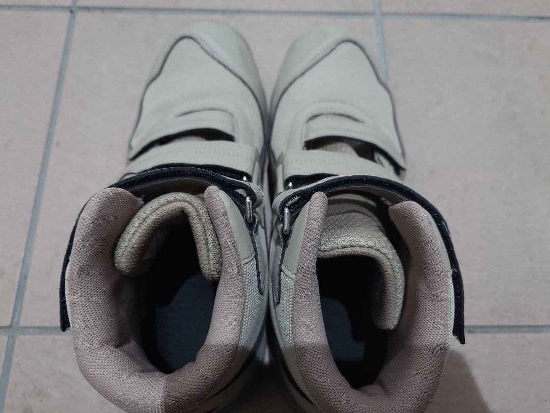 ASICS ハイカット安全靴 　CP216 TOUGH